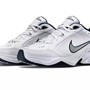 Man Nike Air Monarch IV (4E)